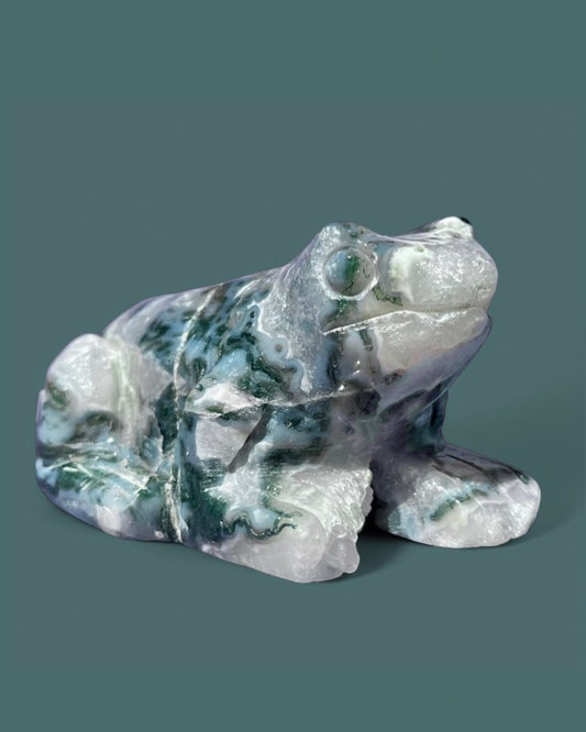 Moss Agate | Frog Carving