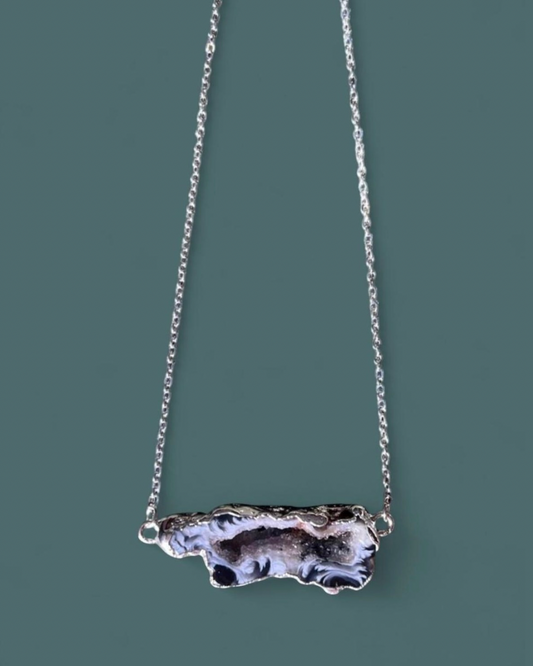 Agate | Iris Necklace